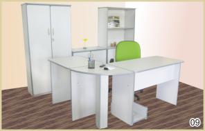 mesa de reuni&atilde;o oval madeirada